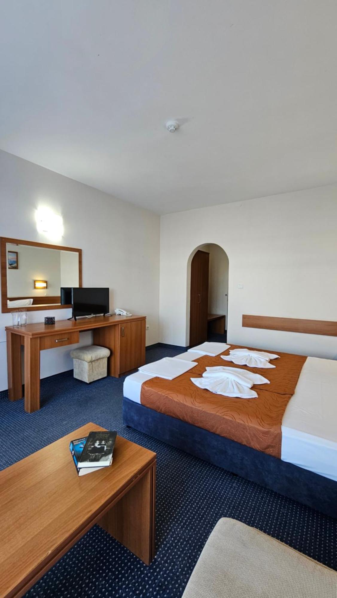 Hotel Liani Σάνι Μπιτς Εξωτερικό φωτογραφία